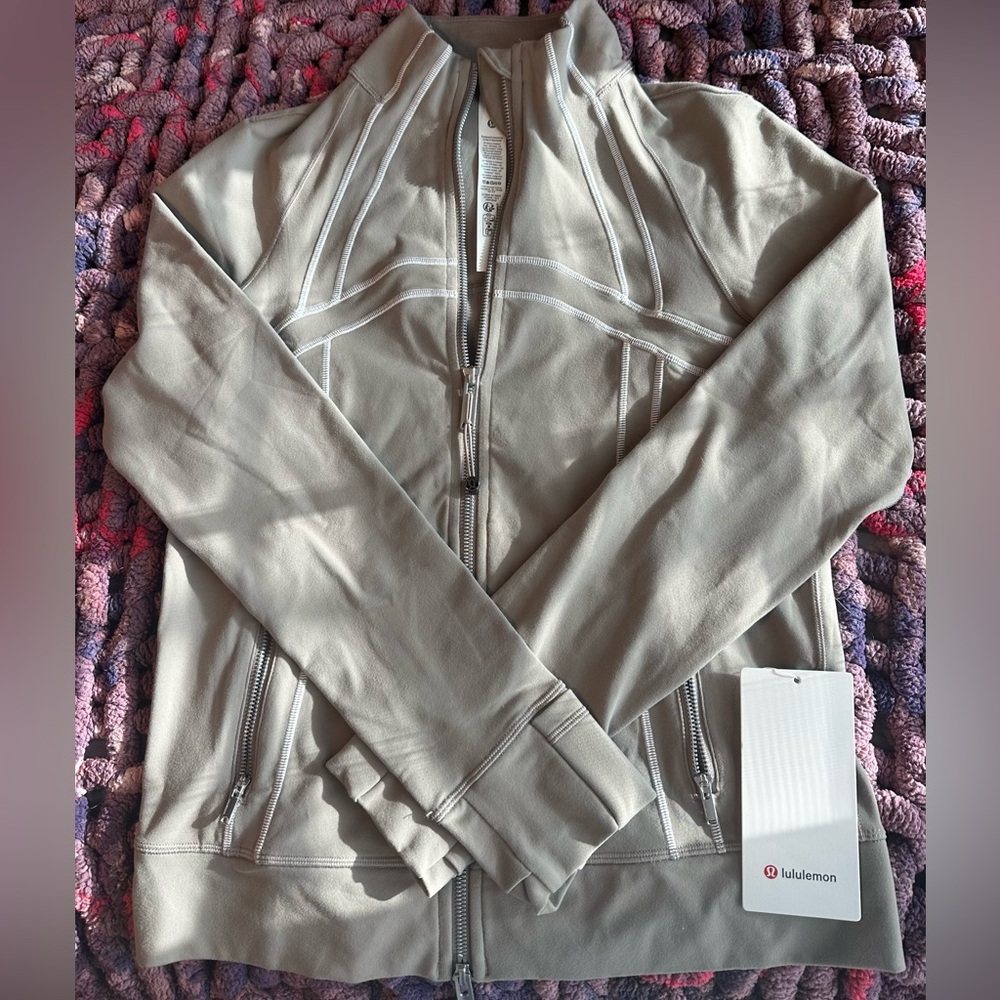 LULULEMON NWT Define Luon Jacket - Picture 2 of 10